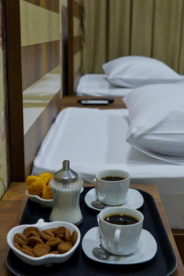 Hotel Lion 乌雷基 外观 照片